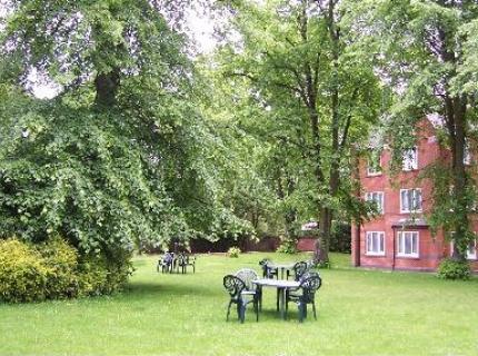 Отель The Norfolk 3*